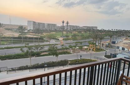 Apartment - 2 Bedrooms - 2 Bathrooms for rent in Uptown Cairo Road - Al Abageyah - El Khalifa - Cairo