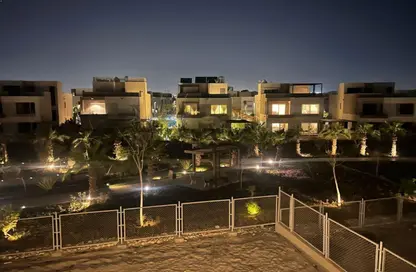 فيلا - 5 غرف نوم - 6 حمامات للبيع في ذا كراون - طريق مصر اسكندرية الصحراوي - مدينة 6 أكتوبر - الجيزة
