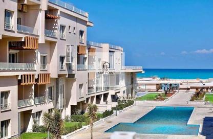 Chalet - 3 - 4 for sale in Direction White - Ras Al Hekma - North Coast