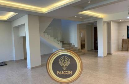 Villa - 5 Bedrooms - 4 Bathrooms for sale in Sarai - Mostakbal City Compounds - Mostakbal City - Future City - Cairo