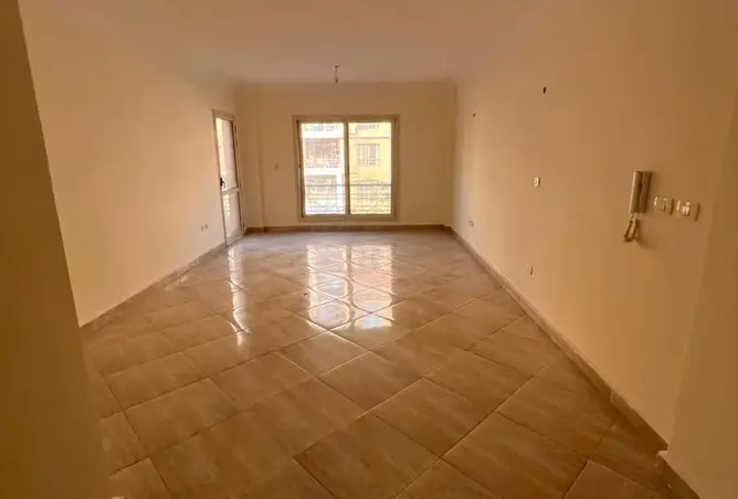 121657152 - Property Image 3