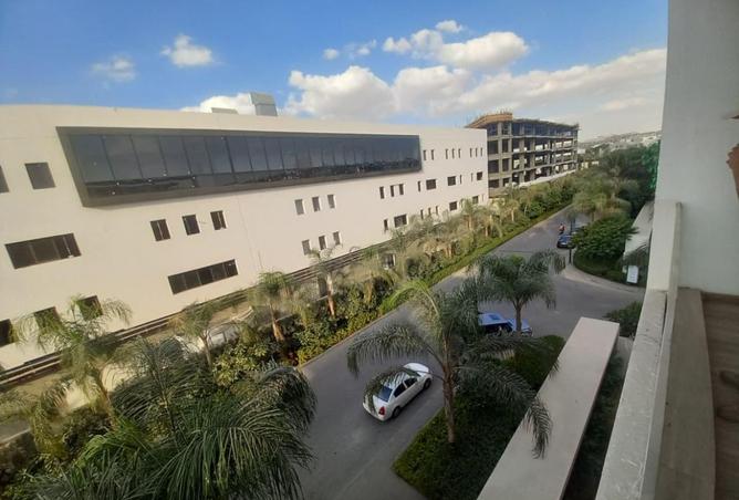 98826764 - Property Image 3