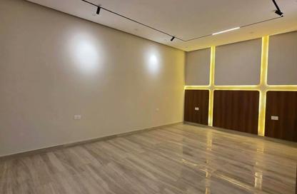Villa - 3 - 3 for sale in Hood 3 St. - Green Belt - 6 October City - Giza
