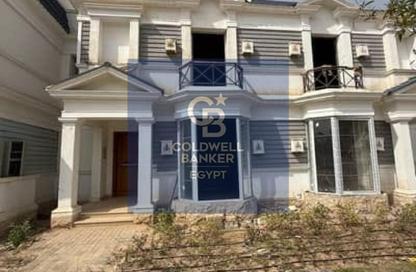 Townhouse - 3 Bedrooms - 4 Bathrooms for sale in Mountain View iCity - 5th Settlement Compounds - The 5th Settlement - New Cairo City - Cairo