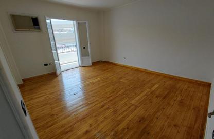 Apartment - 2 Bedrooms - 2 Bathrooms for rent in Gameat Al Dewal Al Arabeya St. - Mohandessin - Giza