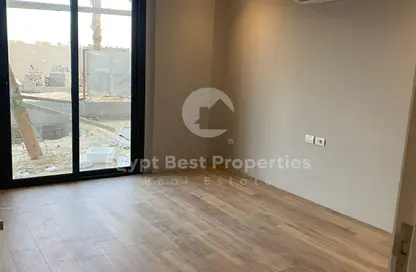 Apartment - 4 Bedrooms - 3 Bathrooms for sale in Village West - Sheikh Zayed Compounds - Sheikh Zayed City - Giza