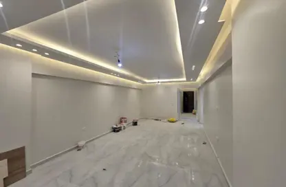 شقة - 3 غرف نوم - 2 حمامات للايجار في زهراء المعادي - حي المعادي - القاهرة