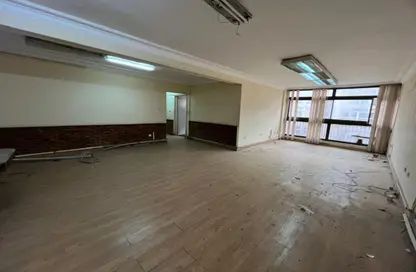 شقة - 2 غرف نوم - 2 حمامات للبيع في شارع صلاح سالم - روكسي - مصر الجديدة - القاهرة