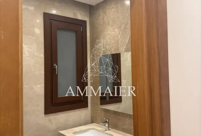 121137003 - Property Image 3