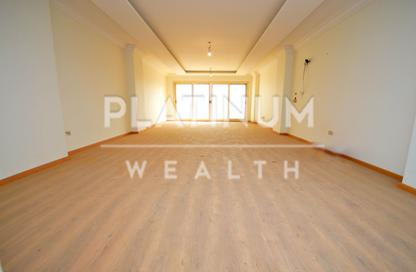 Apartment - 3 Bedrooms - 3 Bathrooms for sale in Mohamed Bahaa Al Din Al Ghouri St. - Smouha - Hay Sharq - Alexandria Apartment - 3 Bedrooms - 3 Bathrooms for sale in Mohamed Bahaa Al Din Al Ghouri St. - Smouha - Hay Sharq - Alexandria