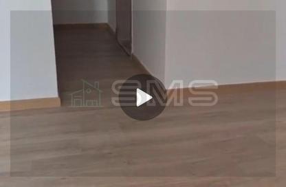 شقة - 2 غرف نوم - 2 حمامات للايجار في ساحة الفيلا - فيفث سكوير - التجمع الخامس - مدينة القاهرة الجديدة - القاهرة