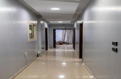 Apartment - 3 Bedrooms - 2 Bathrooms for sale in Al Arqam Ibn Abi Al Arqam St. - El Mearag City - Zahraa El Maadi - Hay El Maadi - Cairo