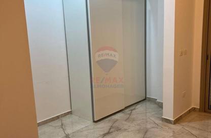Apartment - 1 Bedroom - 2 Bathrooms for sale in Palm Hills October - Cairo Alexandria Desert Road - 6 October City - Giza