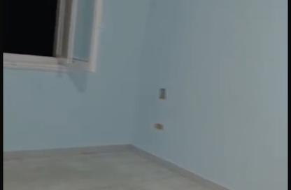 شقة - 3 غرف نوم - 2 حمامات للبيع في شارع الاشجار - المهندسين - الجيزة