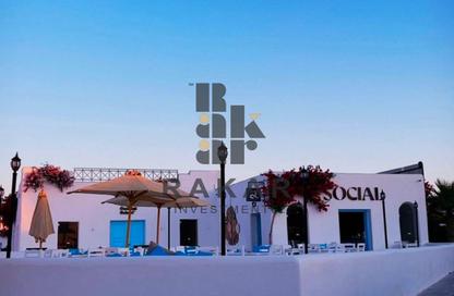 Chalet - 3 Bedrooms - 2 Bathrooms for sale in Mountain View - Ras Al Hekma - North Coast Chalet - 3 Bedrooms - 2 Bathrooms for sale in Mountain View - Ras Al Hekma - North Coast