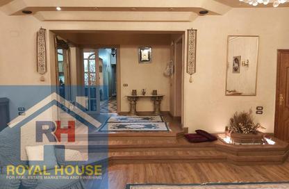 Apartment - 3 - 4 for sale in Ibn Al Nafis St. - 6th Zone - Nasr City - Cairo
