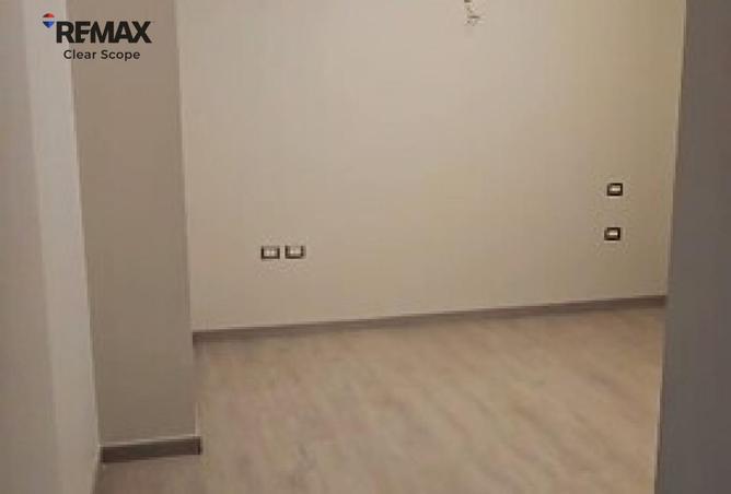 103764219 - Property Image 2