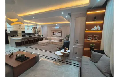 Apartment - 3 Bedrooms - 3 Bathrooms for rent in Abd El Aziz Fahmy St. - Triumph Square - El Nozha - Cairo