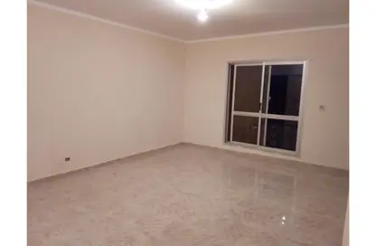 Apartment - 2 Bedrooms - 1 Bathroom for rent in El Rehab Extension - Al Rehab - New Cairo City - Cairo