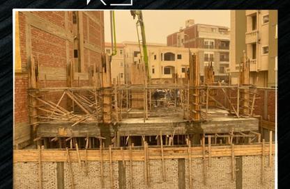 Apartment - 3 Bedrooms - 2 Bathrooms for sale in Abou El Houl - New Cairo City - Cairo