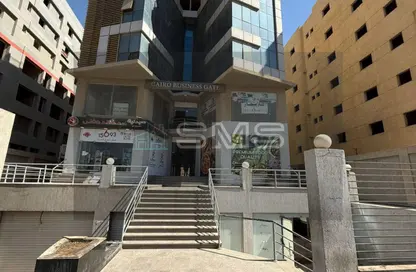 محل تجاري - استوديو - 1 حمام للايجار في شارع مجمع البنوك - شارع التسعين الجنوبي - التجمع الخامس - مدينة القاهرة الجديدة - القاهرة