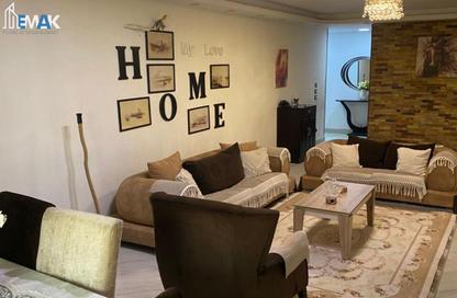 Apartment - 3 Bedrooms - 1 Bathroom for sale in 4th District - Obour City - Qalyubia