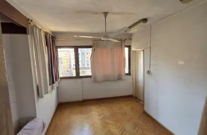 شقة - 2 غرف نوم - 1 حمام للبيع في شارع هشام لبيب - المنطقة الثامنة - مدينة نصر - القاهرة