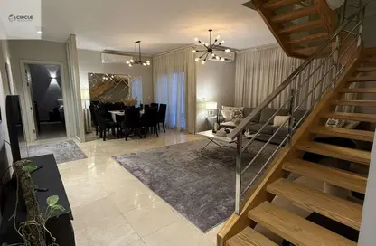 Apartment - 3 Bedrooms - 3 Bathrooms for sale in Palm Hills Village Gate - South Investors Area - New Cairo City - Cairo