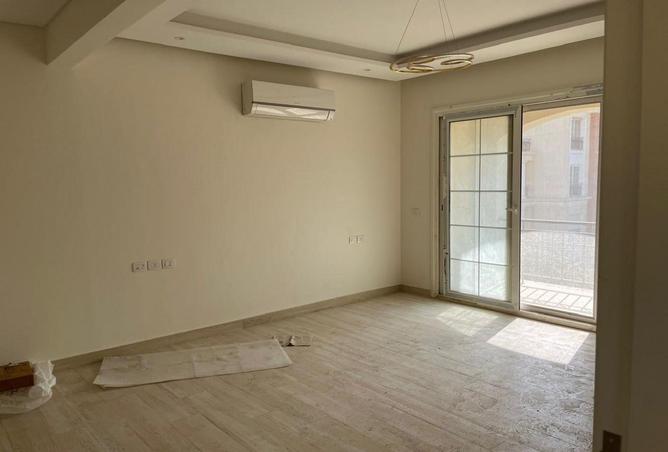 77048592 - Property Image 3