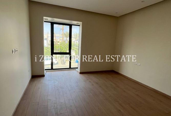 8485588 - Property Image 3