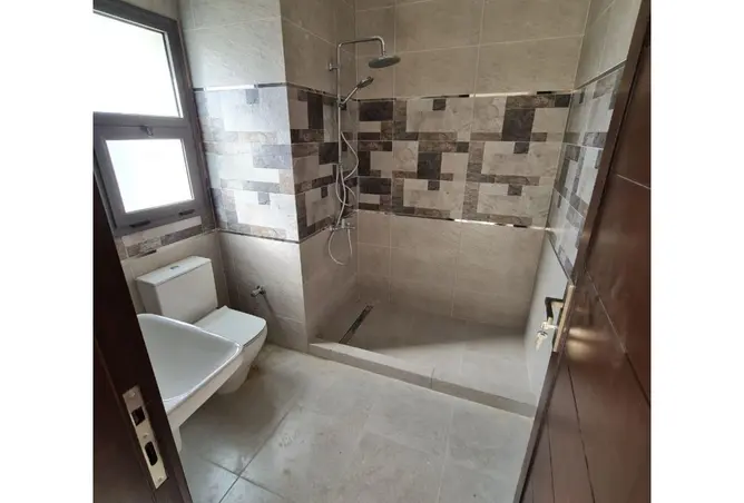 111319300 - Property Image 3