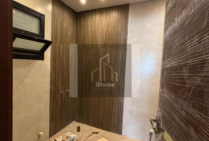 70099443 - صورة العقار 3