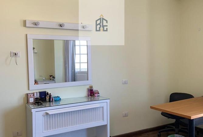 53226767 - Property Image 3