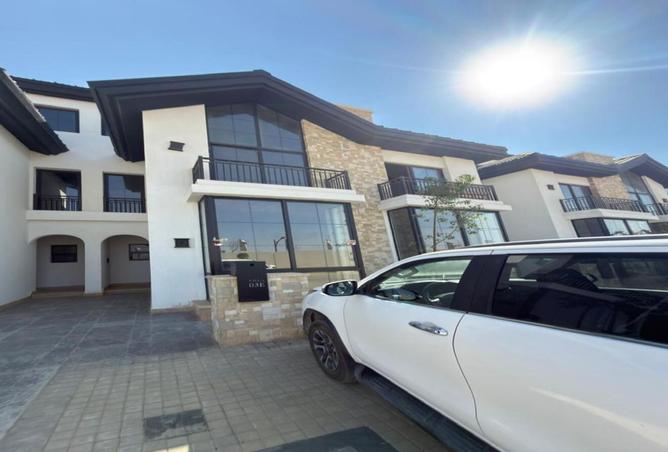 8473802 - Property Main Image