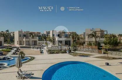 Chalet - 3 Bedrooms - 3 Bathrooms for sale in Makadi Heights - Makadi Orascom Resort - Makadi - Hurghada - Red Sea