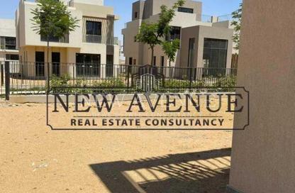 Villa - 3 Bedrooms - 4 Bathrooms for sale in Sodic East - 6th District - New Heliopolis - Cairo