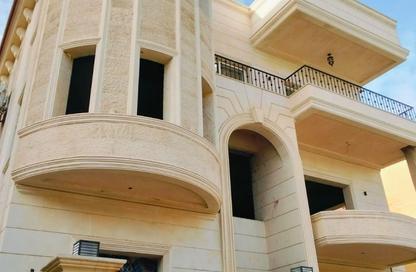 فيلا - 4 غرف نوم - 3 حمامات للبيع في غرب سوميد - مدينة 6 أكتوبر - الجيزة فيلا - 4 غرف نوم - 3 حمامات للبيع في غرب سوميد - مدينة 6 أكتوبر - الجيزة