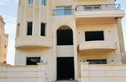 Villa - 4 Bedrooms - 3 Bathrooms for sale in West Somid - 6 October City - Giza