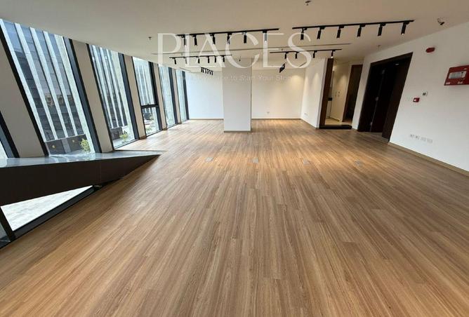 53220789 - Property Image 3