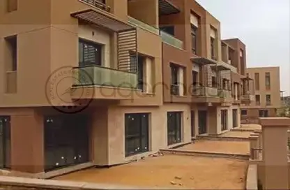 تاون هاوس - 3 غرف نوم - 4 حمامات للبيع في ديستريكت 5 - كمبوندات التجمع الخامس - التجمع الخامس - مدينة القاهرة الجديدة - القاهرة