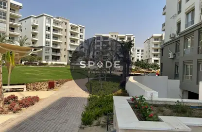 Apartment - 3 Bedrooms - 3 Bathrooms for sale in Hyde Park - New Cairo City - Cairo