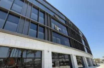 Office Space - Studio - 1 Bathroom for rent in Lake View Residence - 5th Settlement Compounds - The 5th Settlement - New Cairo City - Cairo