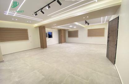 Office Space - Studio - 3 Bathrooms for rent in Street 266 - New Maadi - Hay El Maadi - Cairo