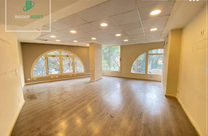 Office Space - 7+ Bedrooms - 4 Bathrooms for rent in Street 9 - Maadi - Hay El Maadi - Cairo