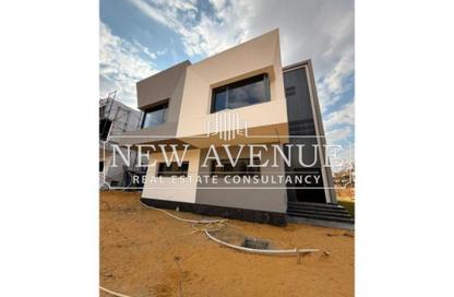 Villa - 5 Bedrooms - 5 Bathrooms for sale in Eastshire compound - 5th Settlement Compounds - The 5th Settlement - New Cairo City - Cairo