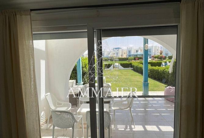 72711887 - Property Image 2