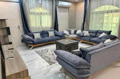 Apartment - 3 Bedrooms - 3 Bathrooms for rent in El Yasmeen 6 - El Yasmeen - New Cairo City - Cairo