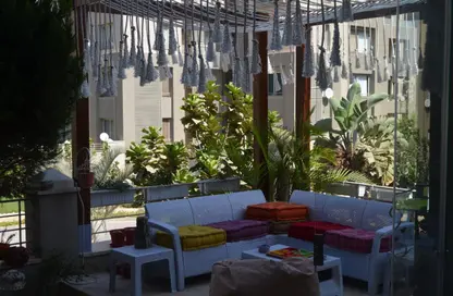 Apartment - 2 Bedrooms - 1 Bathroom for rent in Palm Hills Village Gate - South Investors Area - New Cairo City - Cairo