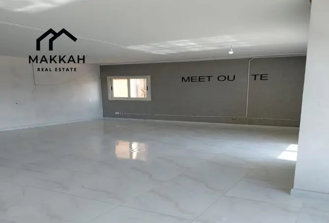 112435022 - Property Image 2
