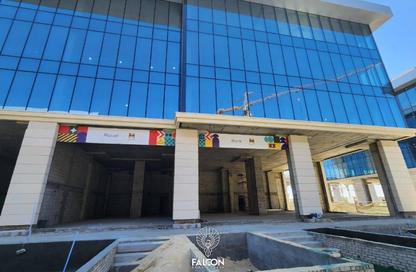 محل - استوديو - 1 حمام للبيع في جولدن جيت - شارع التسعين الجنوبي - التجمع الخامس - مدينة القاهرة الجديدة - القاهرة